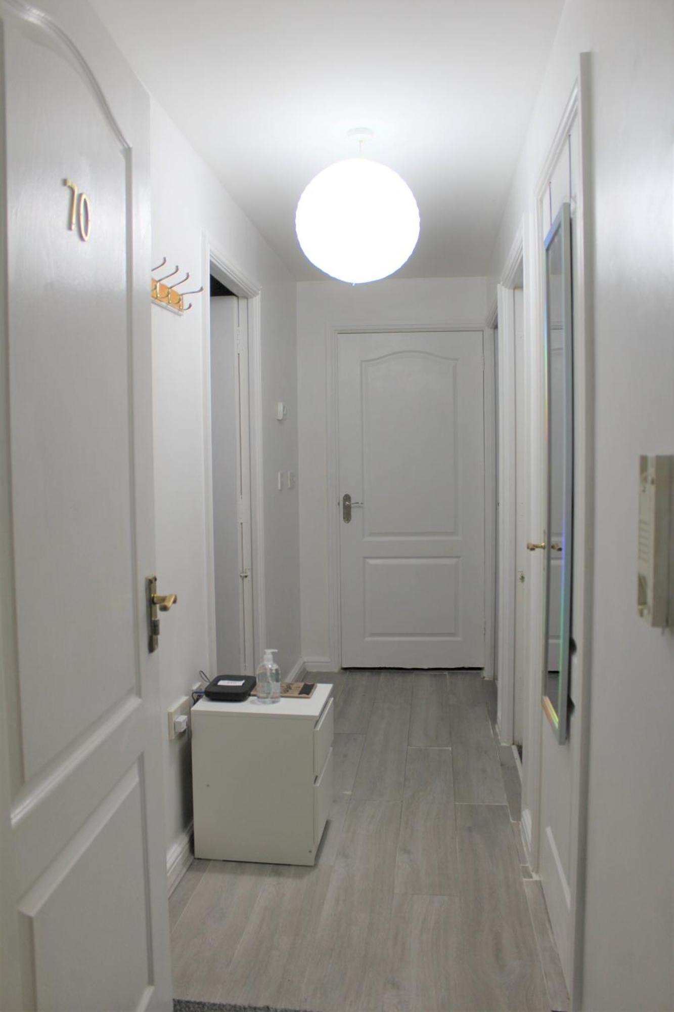 Clover Apartments Hadleigh  Екстериор снимка
